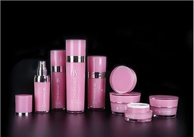 Valged õhuvabad pumbapudelid